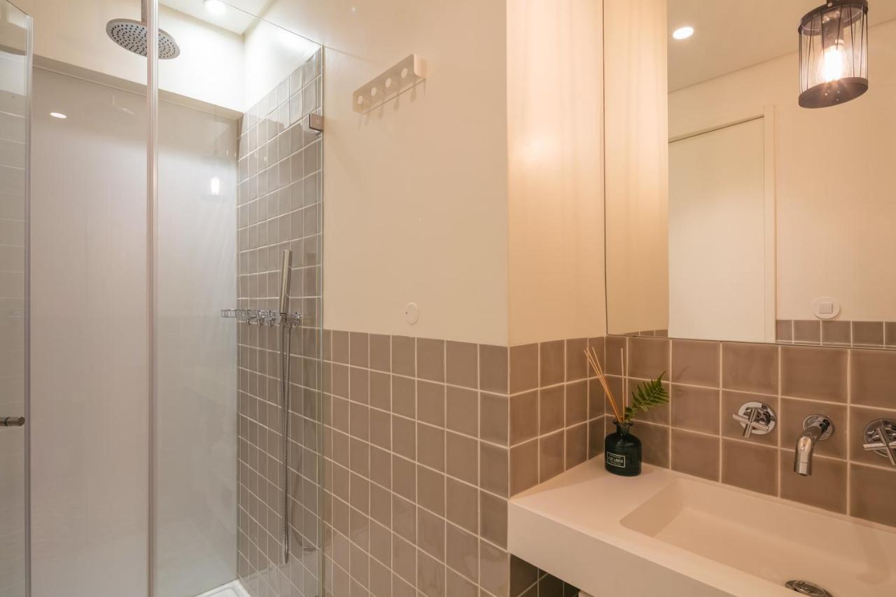 Superior One-Bedroom Apartment