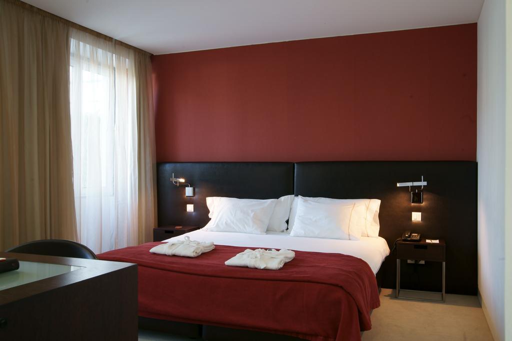 Double or Twin Room with Extra Bed