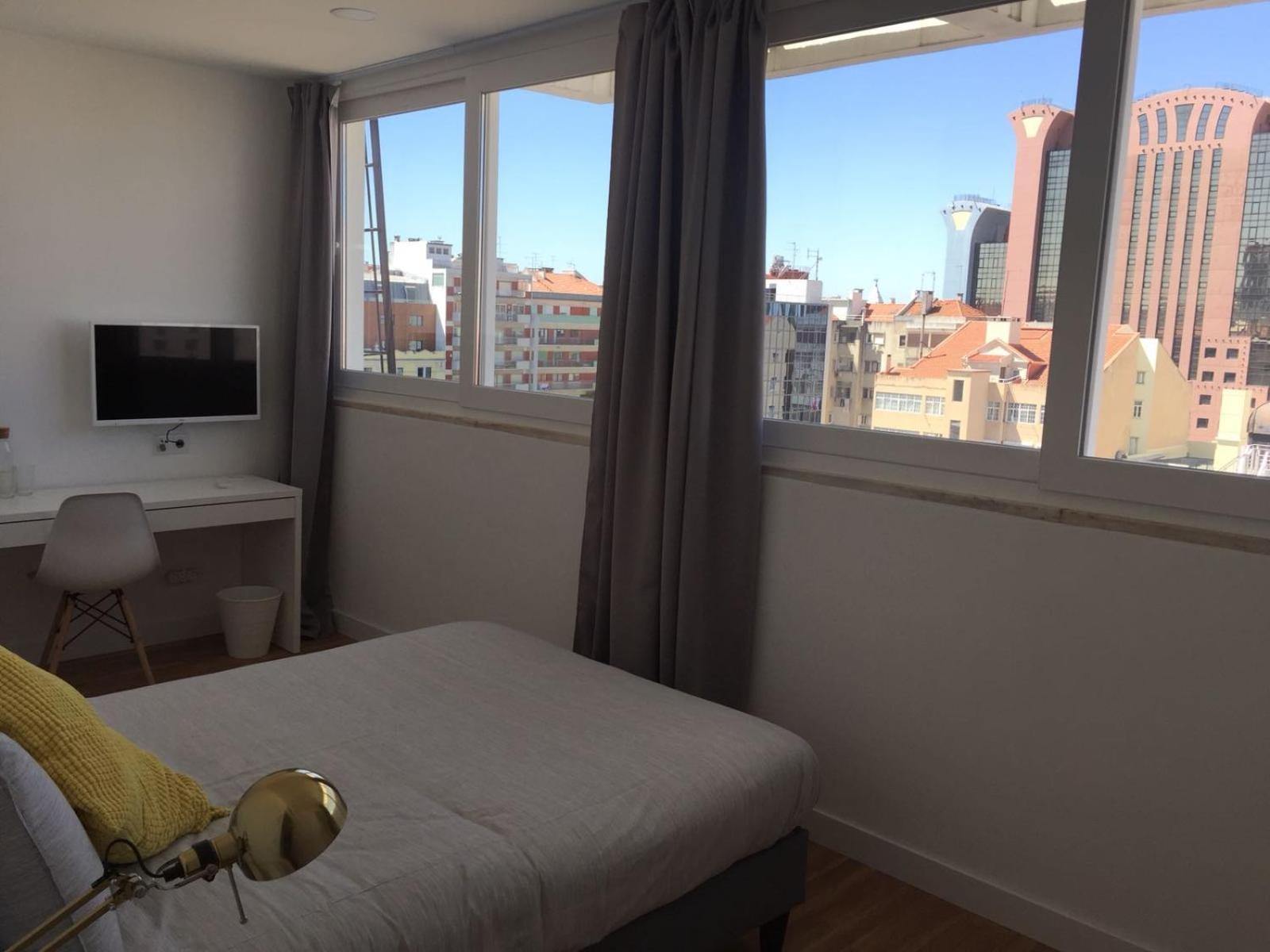 Suite City View