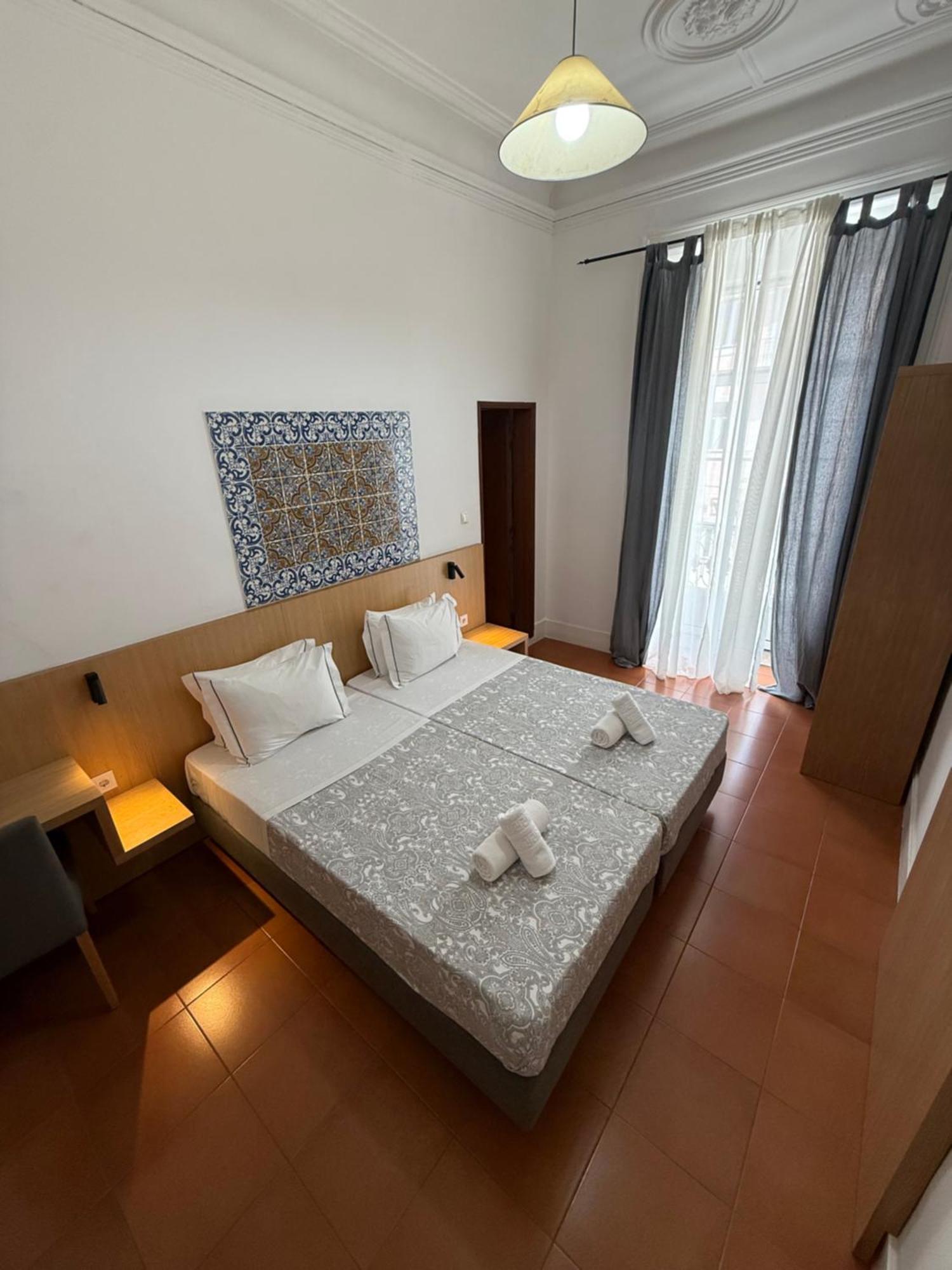 Double or Twin Room Private Bathroom