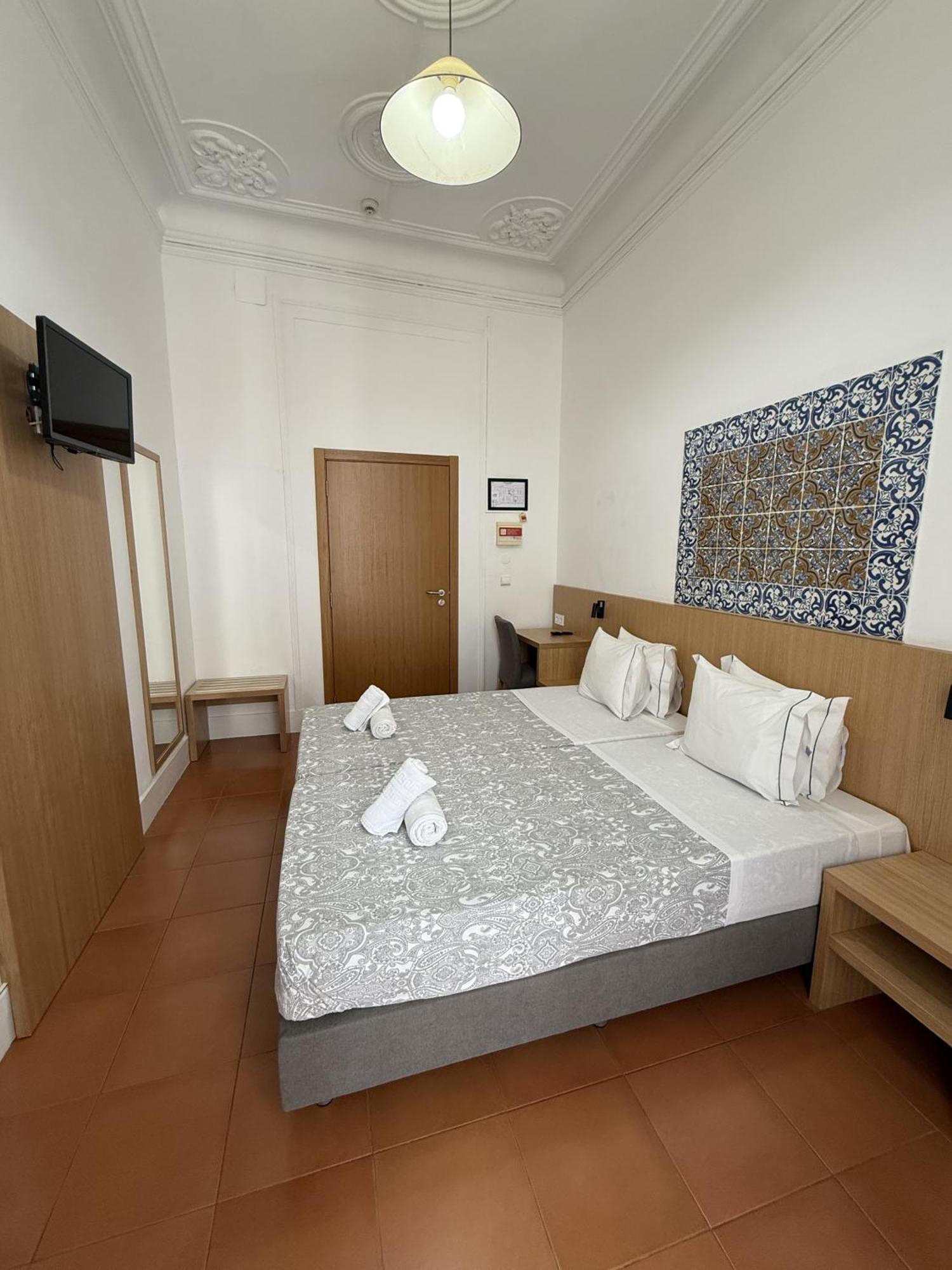 Double or Twin Room with Private Bathroom,1683803598:JPEG