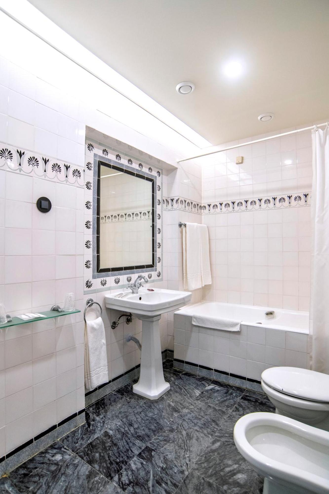 Double or Twin Room Extra Bed
