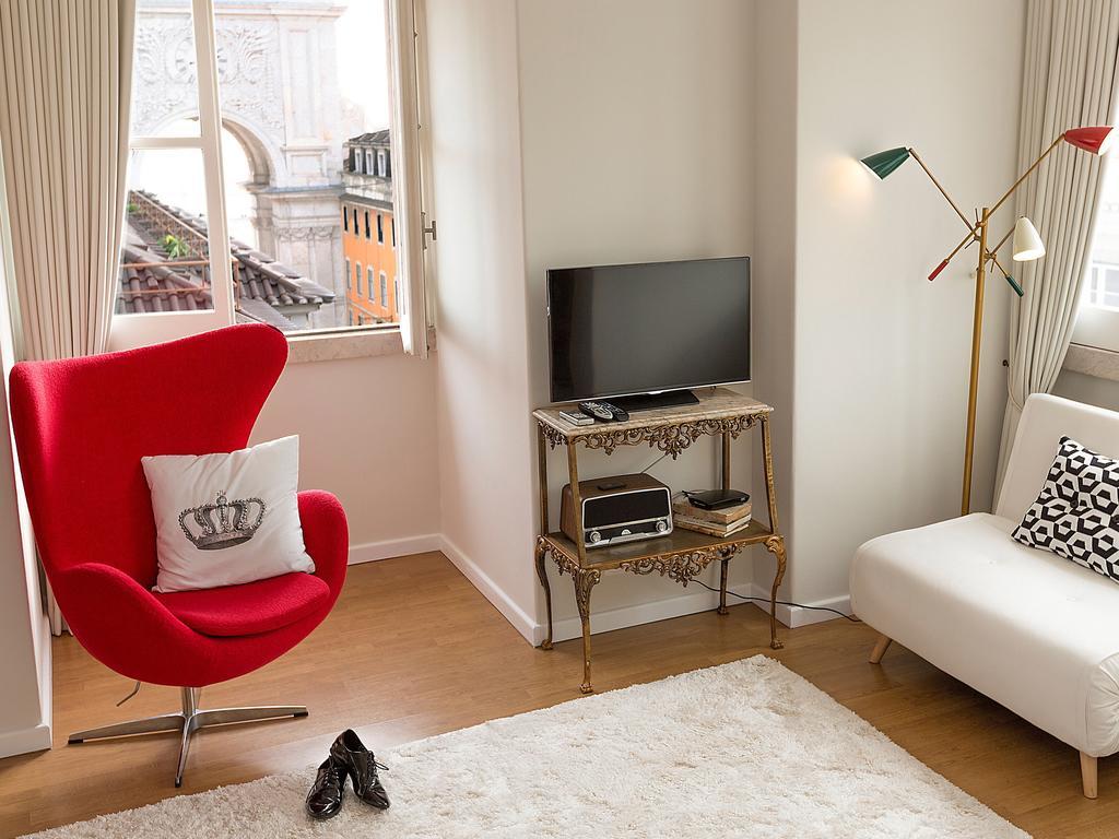 Penthouse Studio,1111153842:JPEG