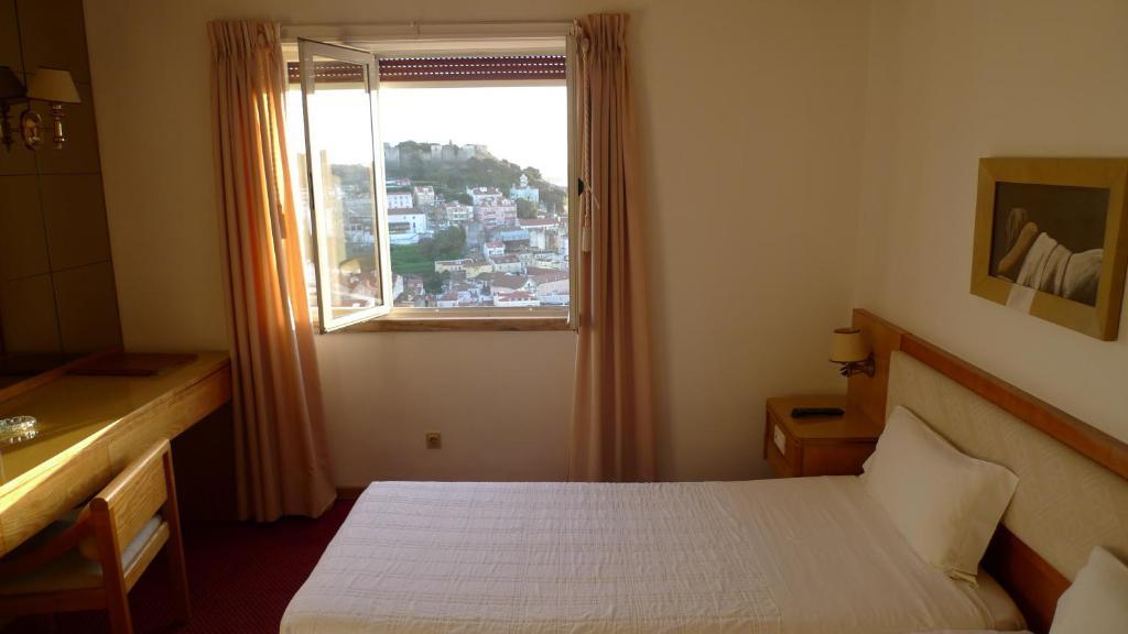 Single Room,27540413:JPEG
