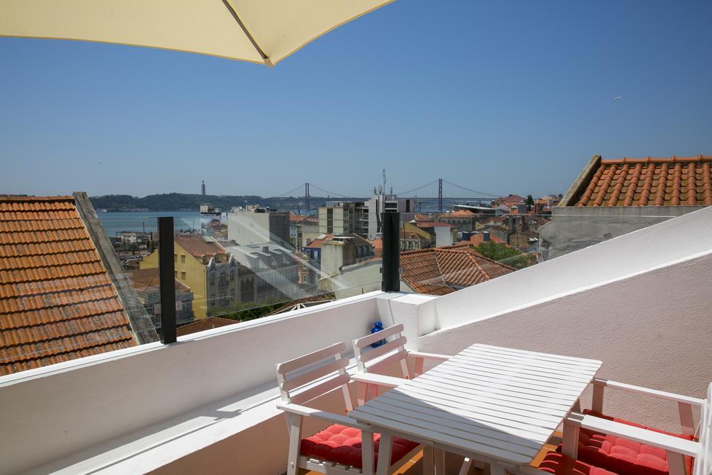 Deluxe Penthouse with Terrace,1500164137:JPEG