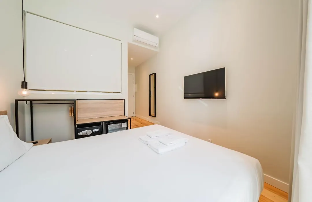 Gs Chiado Boutique Studios & Suites-1