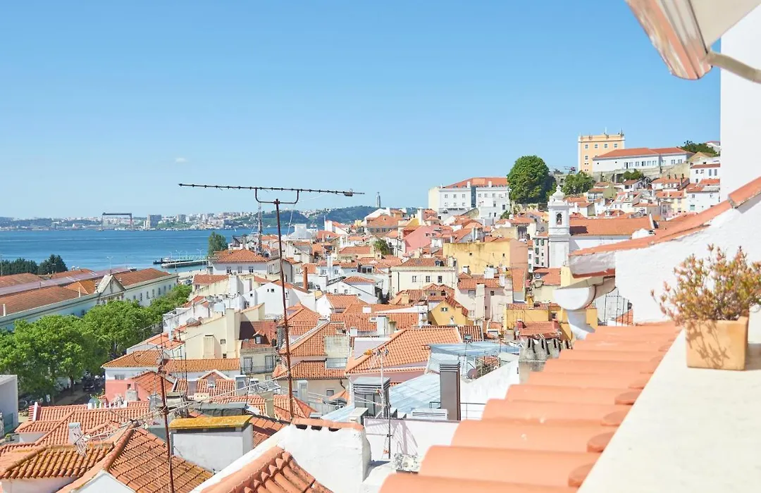 Lisbon Best Choice Apartments Alfama-1