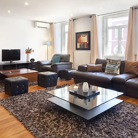 Lisbon Rentals Chiado-3